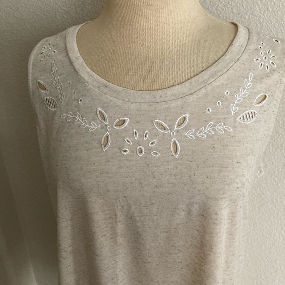 Lane Bryant tank size 14/16 - Picture 2 of 4